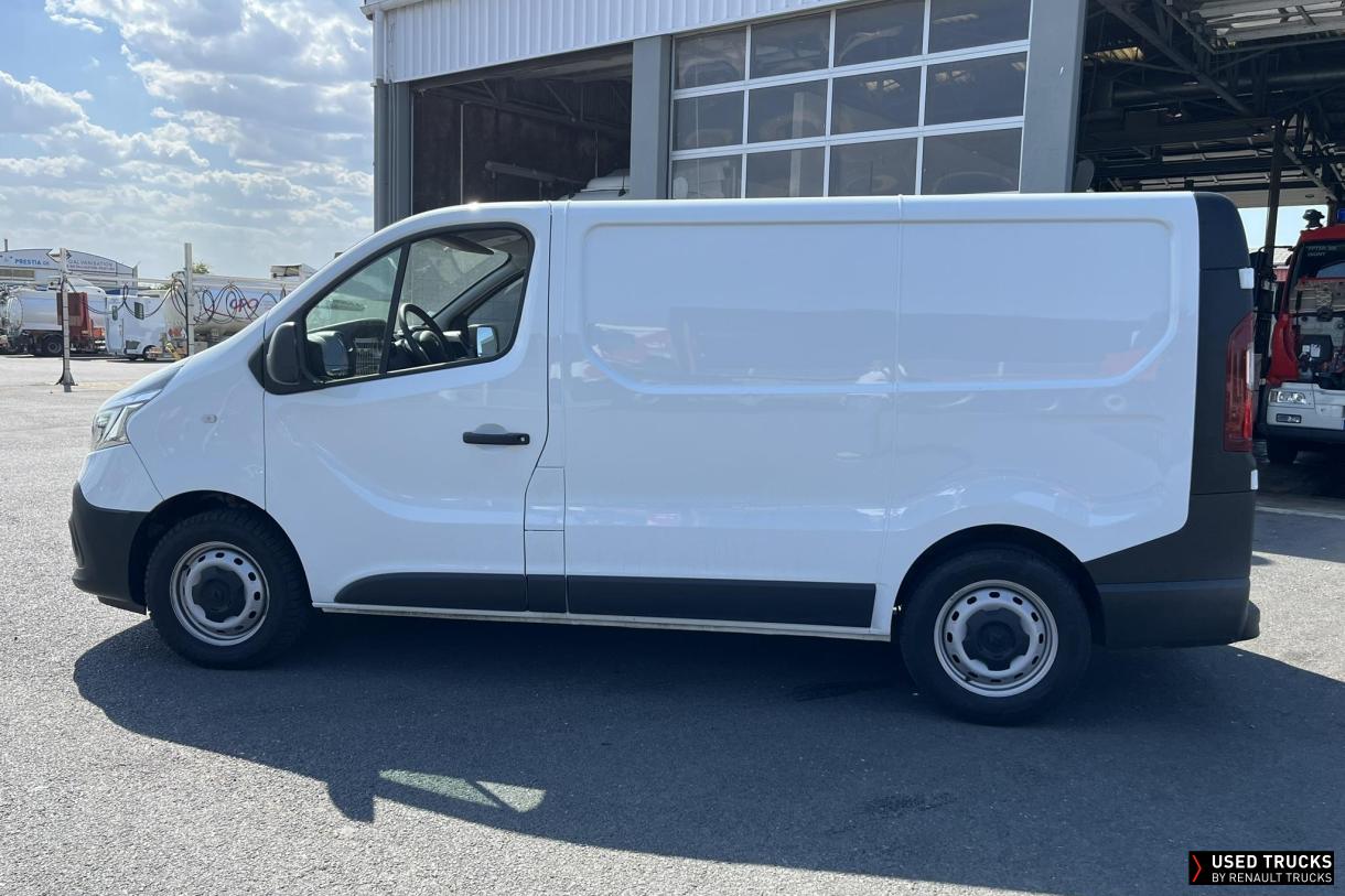 Renault Trafic 145