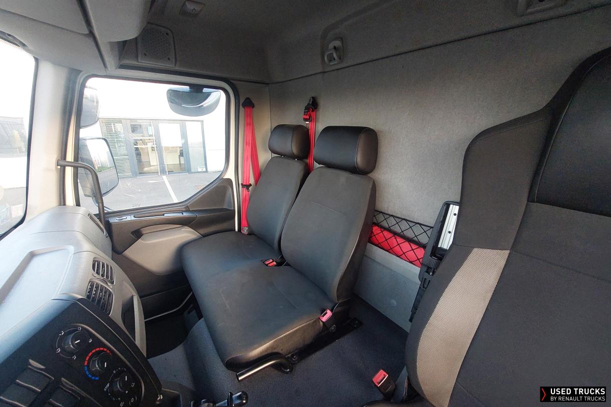 Renault Trucks D 240