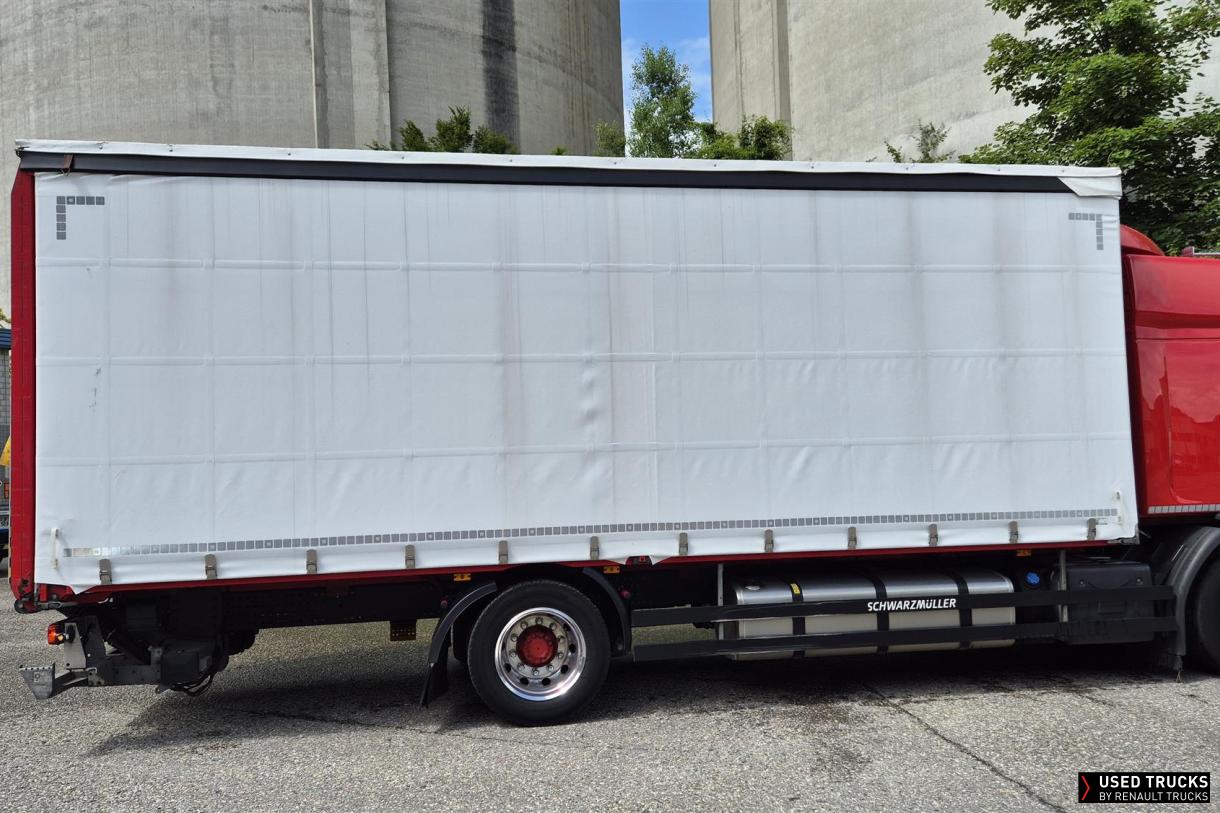 Renault Trucks D Wide 320
