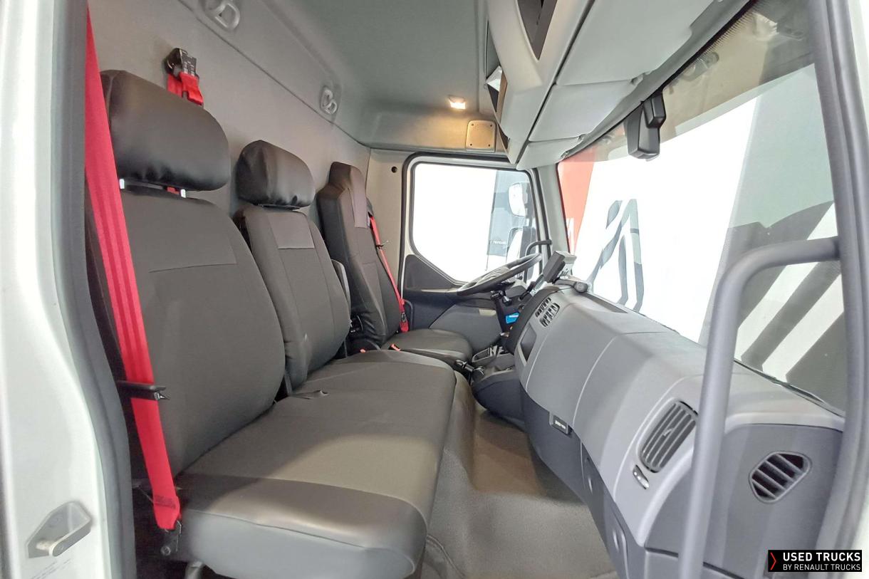 Renault Trucks D Cab 2.1 240