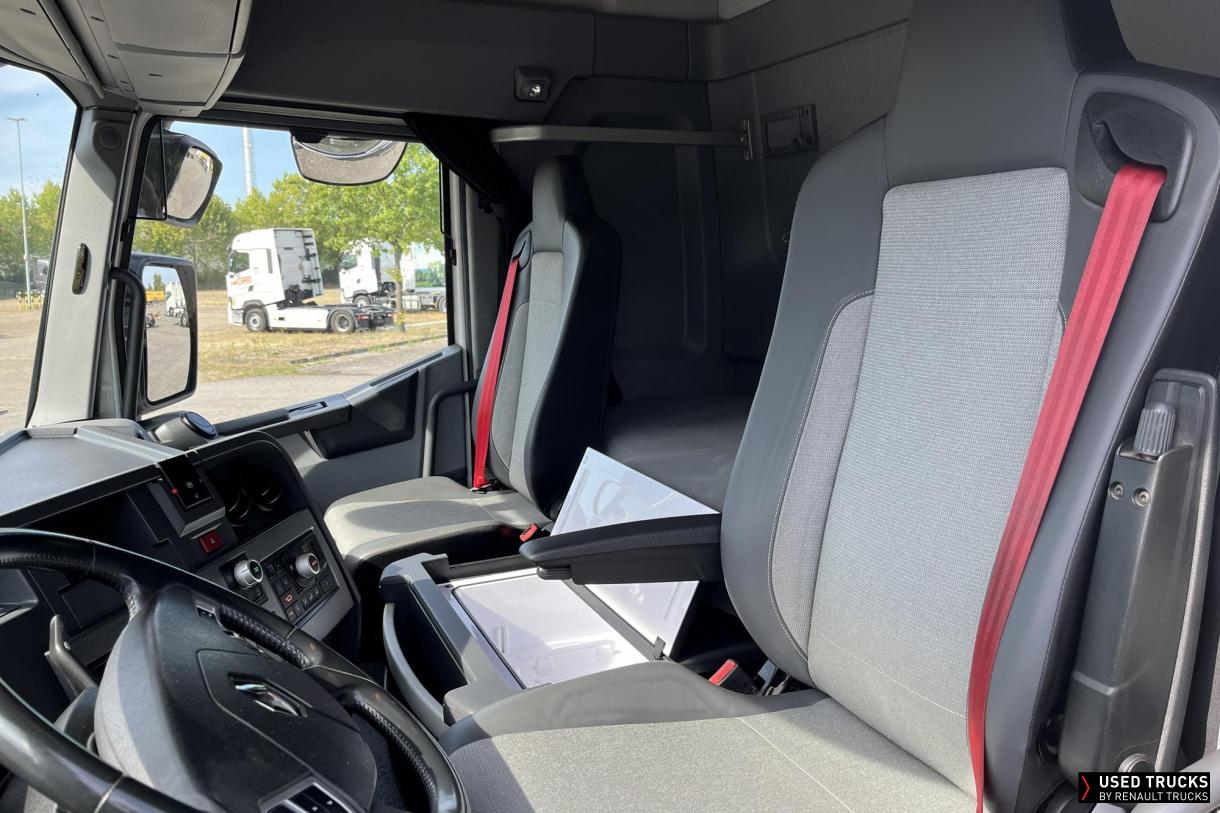 Renault Trucks T 440