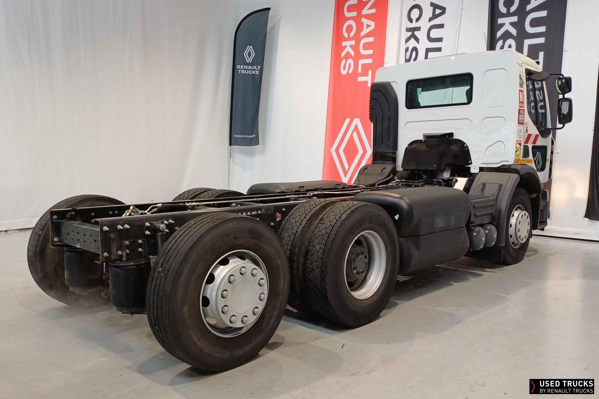 Renault Trucks D Wide 
