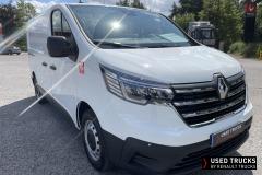 Renault Trucks Trafic
                                          8