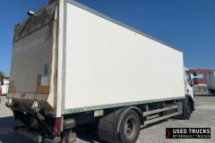 Renault Trucks D Wide
                                          320