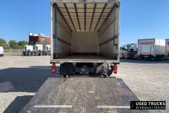 Renault Trucks D Wide
                                          320