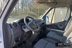 Renault Trucks Master
                                          145