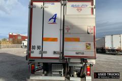 Renault Trucks D
                                          210
