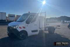 Renault Trucks Master
                                          145