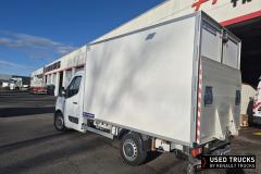 Renault Trucks Master
                                          145