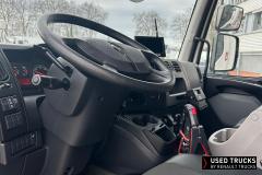 Renault Trucks D
                                          240