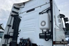 Renault Trucks T High
                                          520