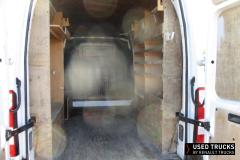 Renault Trucks Master
                                          130