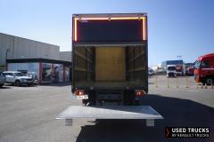 Renault Trucks D Wide
                                          210
