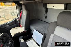 Renault Trucks T High
                                          
