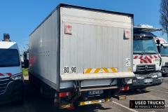 Renault Trucks D cab 2M
                                          180