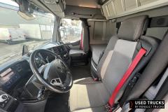 Renault Trucks T High
                                          520