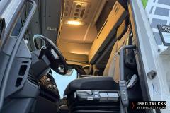 Renault Trucks T High
                                          520