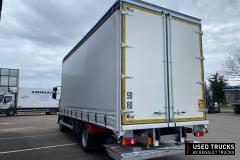 Renault Trucks D
                                          240